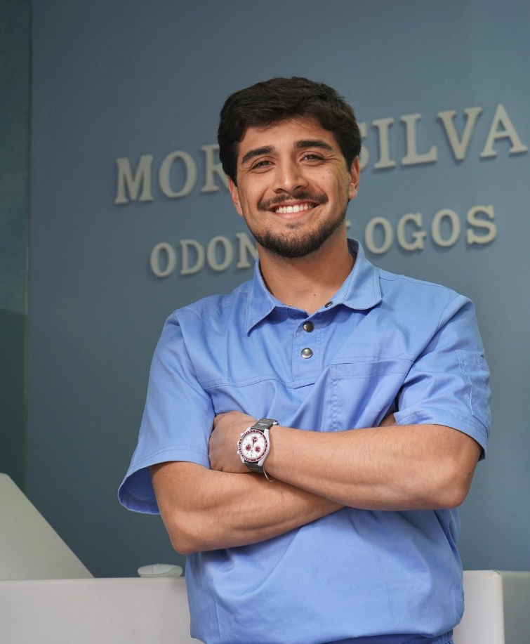 Entrevista a Andrés Mora Silva , de Clínica Dental Santa Clara
