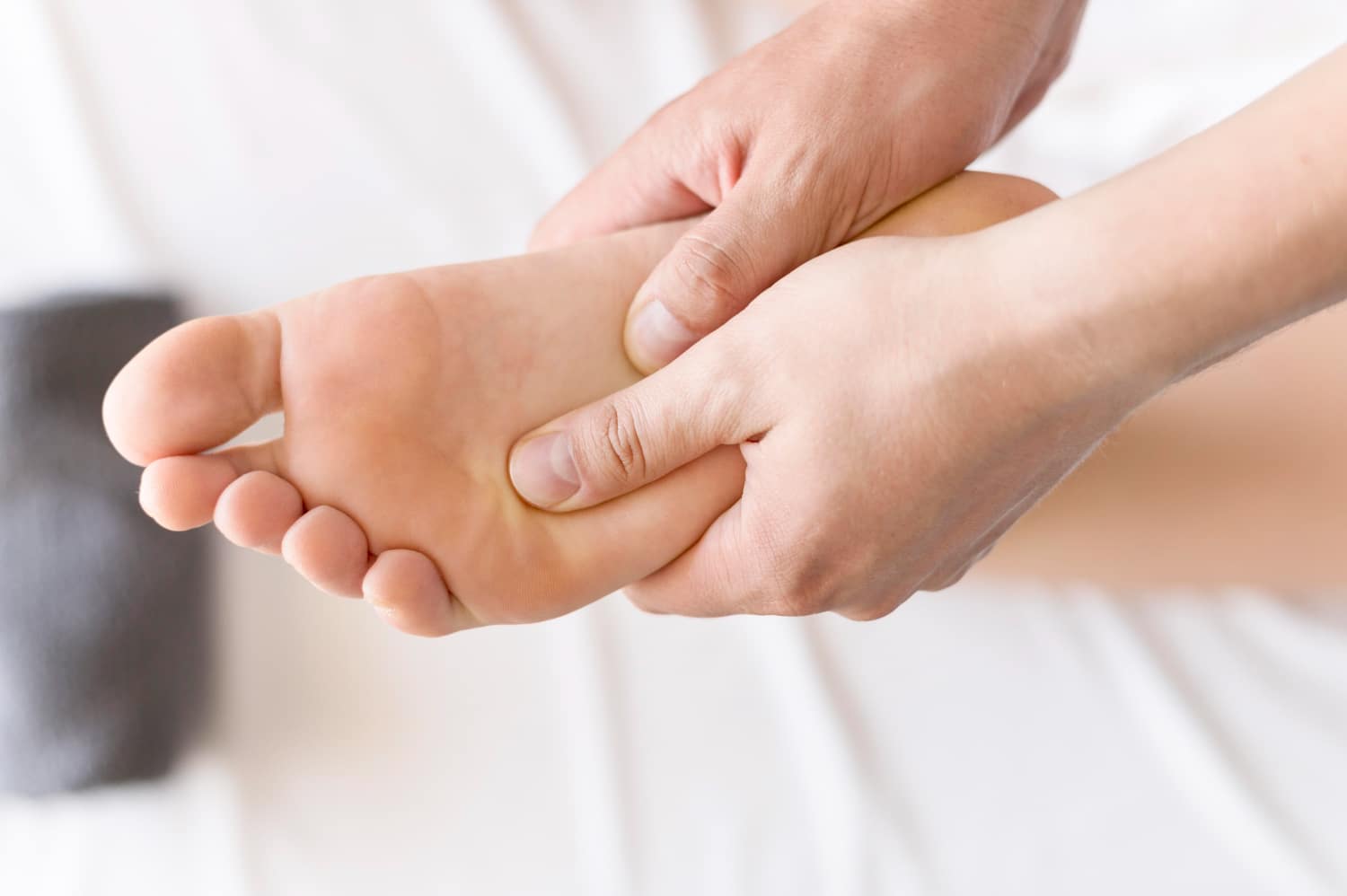 Fascitis plantar: consejos y ejercicios para prevenir y aliviar el dolor