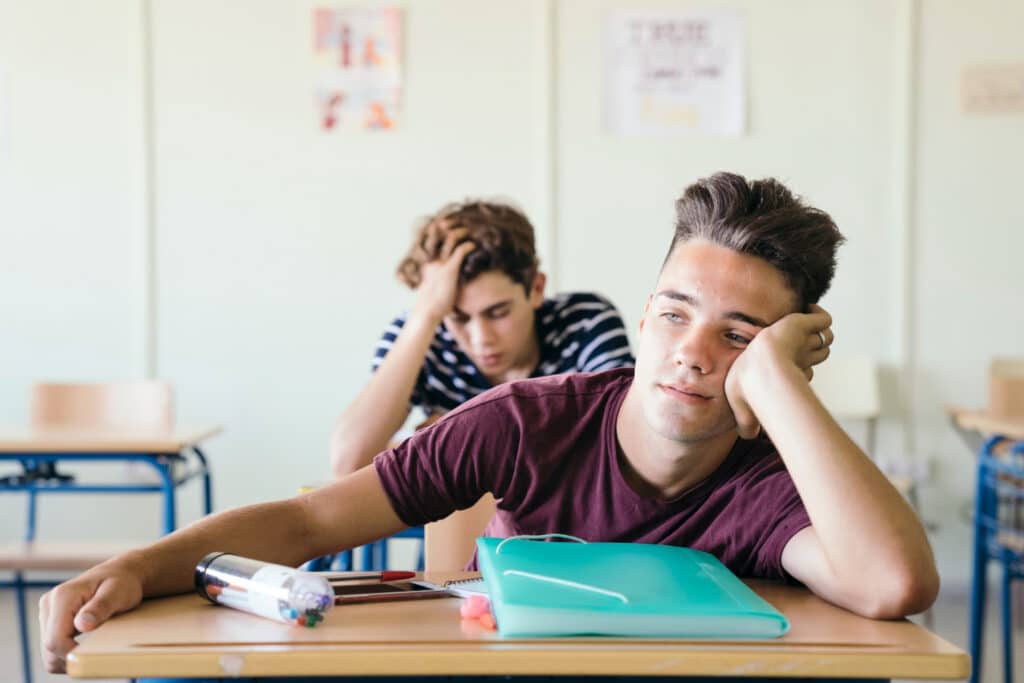 La influencia de las emociones en el aprendizaje: cómo la terapia EMDR puede facilitar el éxito académico en adolescentes