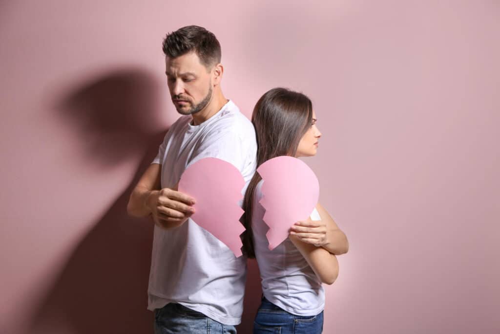 Microrrupturas emocionales: cómo los pequeños gestos diarios erosionan una relación