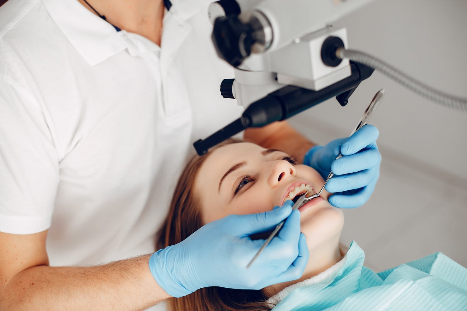 Implantes dentales y regeneración ósea: cuando falta hueso y aún hay solución