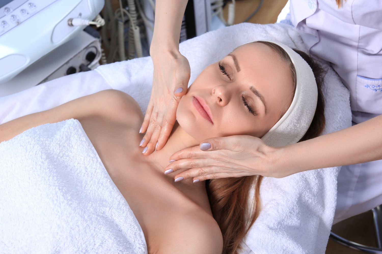 CENTRO DE ESTÉTICA
VIRGINIA GÓMEZ