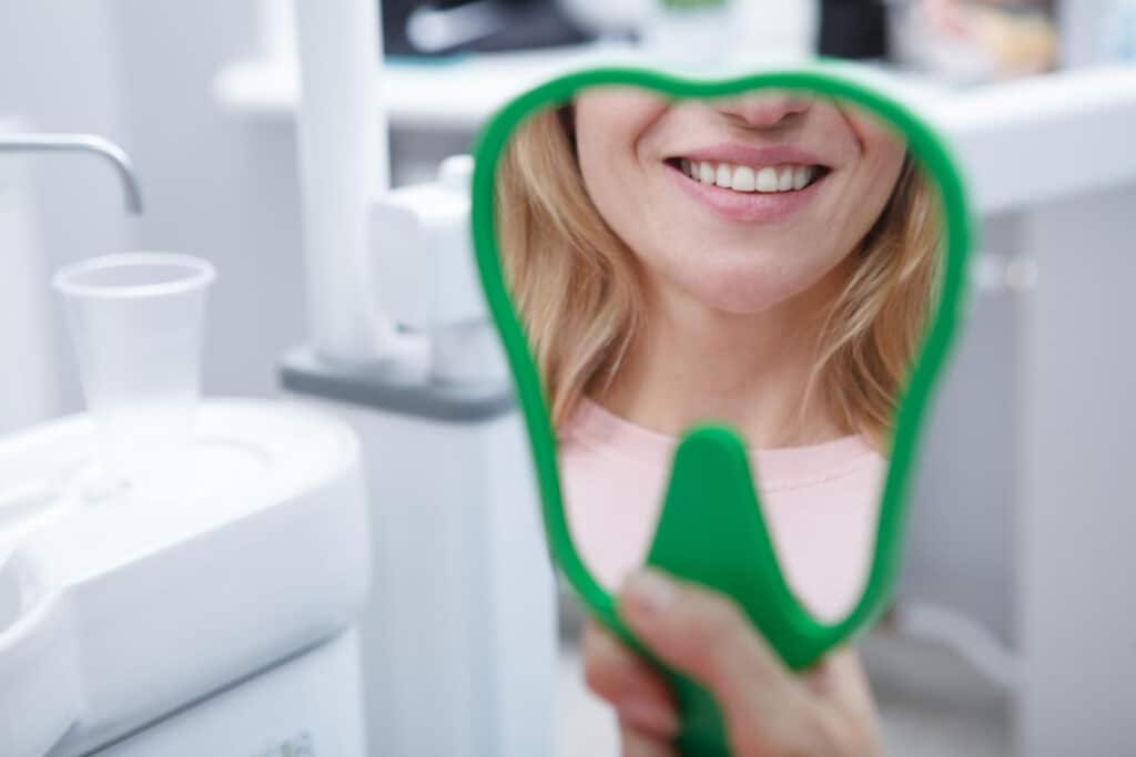 Qué tener en cuenta antes de hacerse un blanqueamiento dental