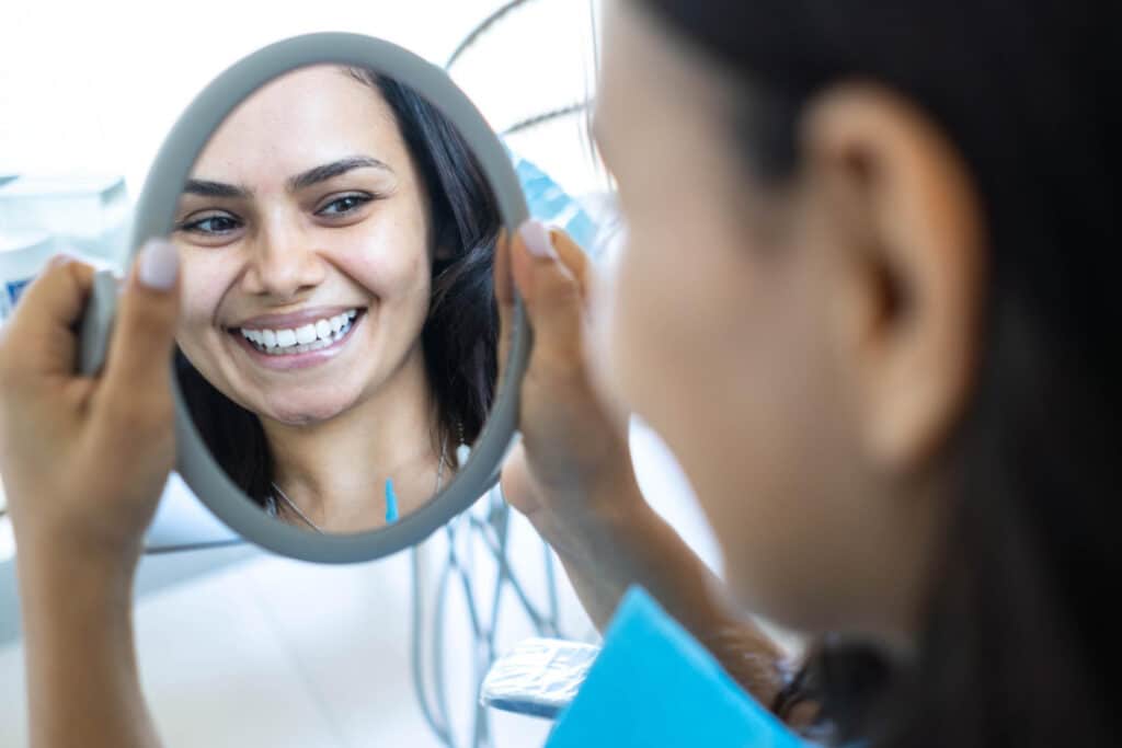 Estética dental y armonización facial: el toque final para mejorar la sonrisa, la salud bucodental y el resultado estético
