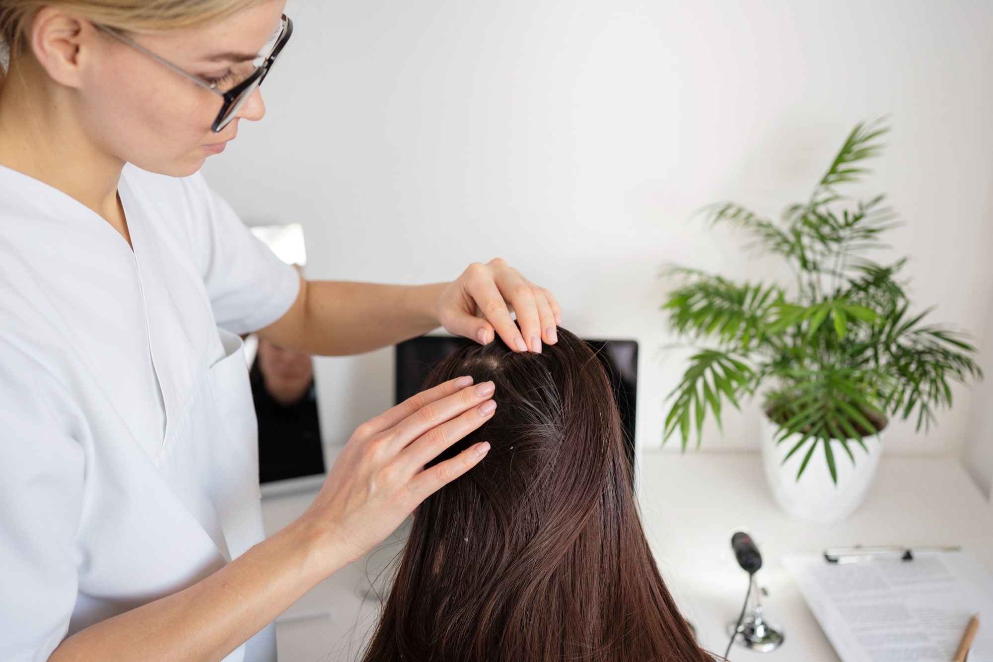 Reconstrucción capilar: cómo saber si tu cabello lo necesita