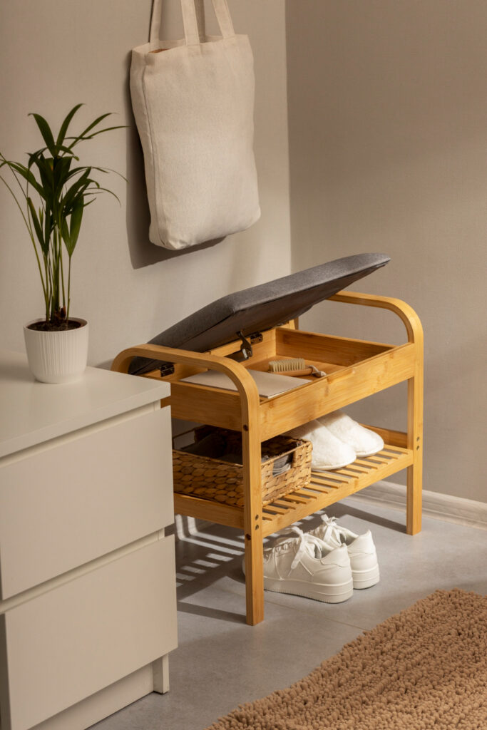 Muebles multifuncionales para viviendas con poco espacio