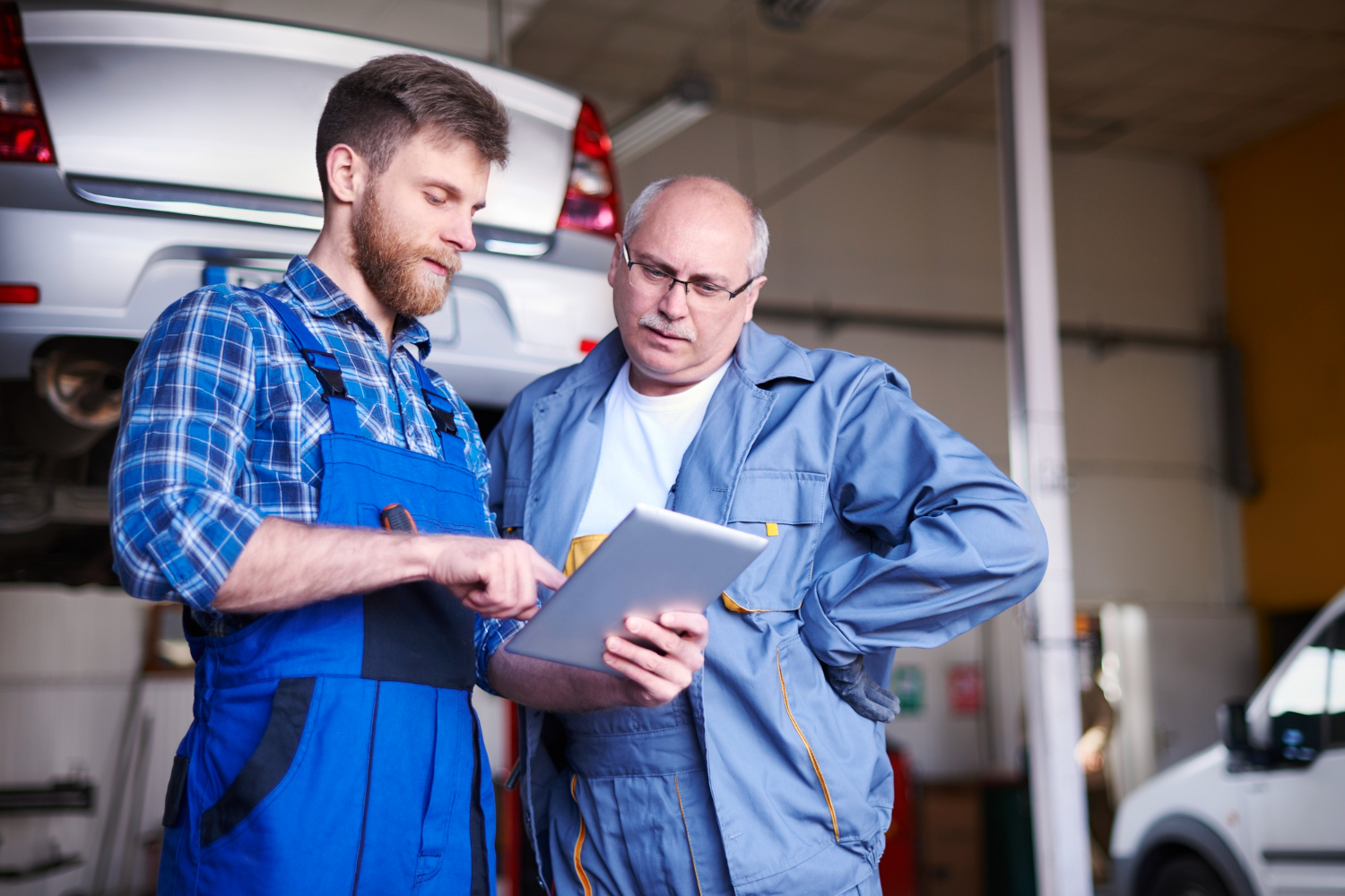 ¿Cada cuánto hay que hacer el mantenimiento del coche? Revisiones esenciales para evitar averías